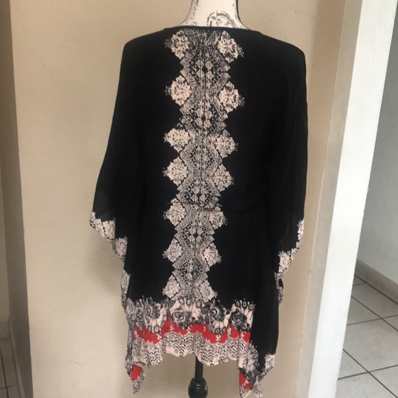 ANGIE Women’s Black/Red/Beige Casual Dress.  Size Medium - Picture 5 of 6